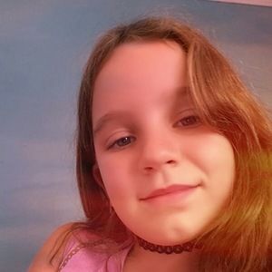 Meet your Posher, Rose gold queen